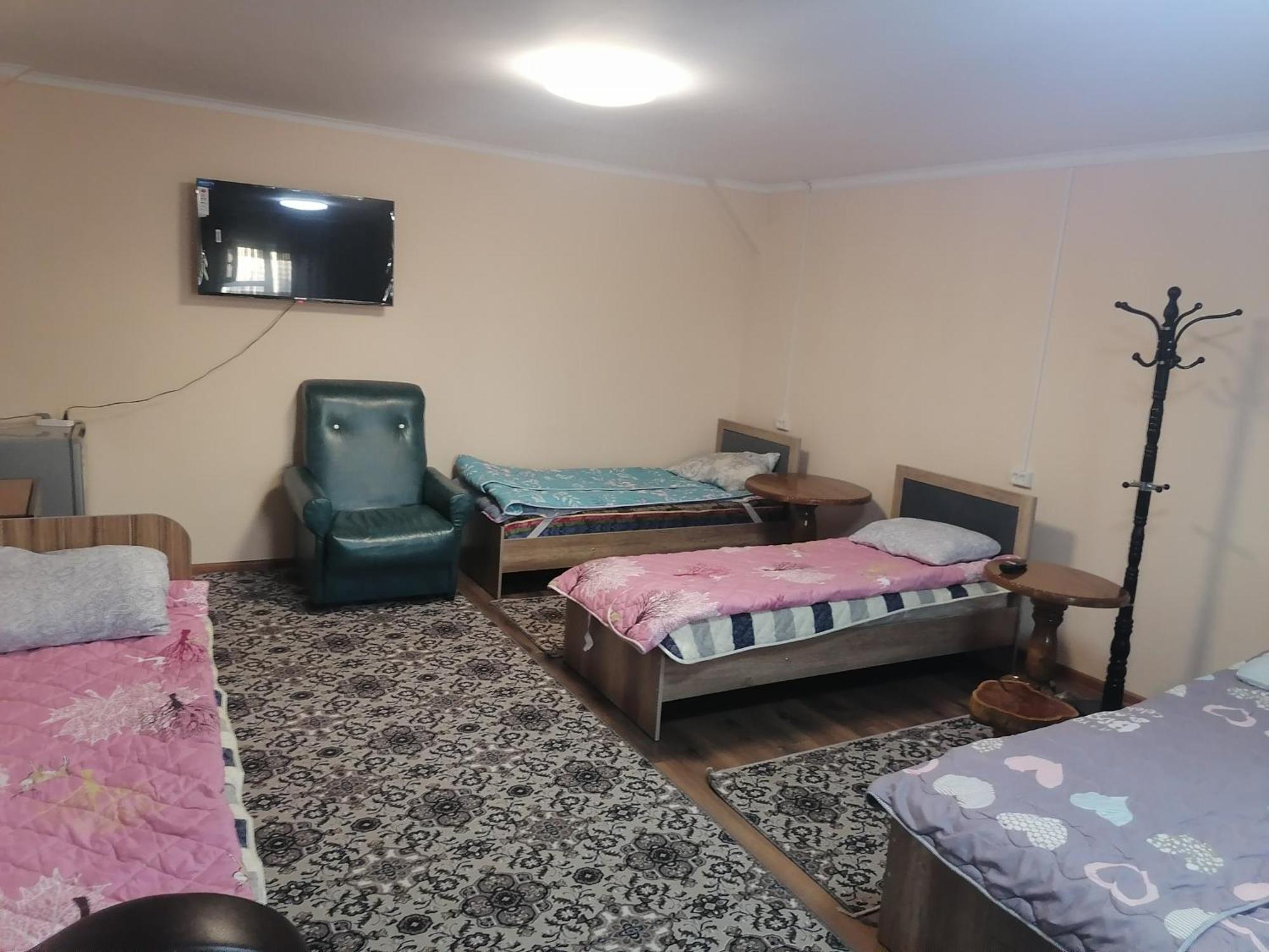 Altyn Bulak Guest Hause Hotel Karakol Luaran gambar